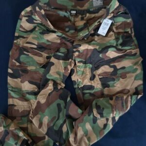 LCKR Camouflage Cargo pants